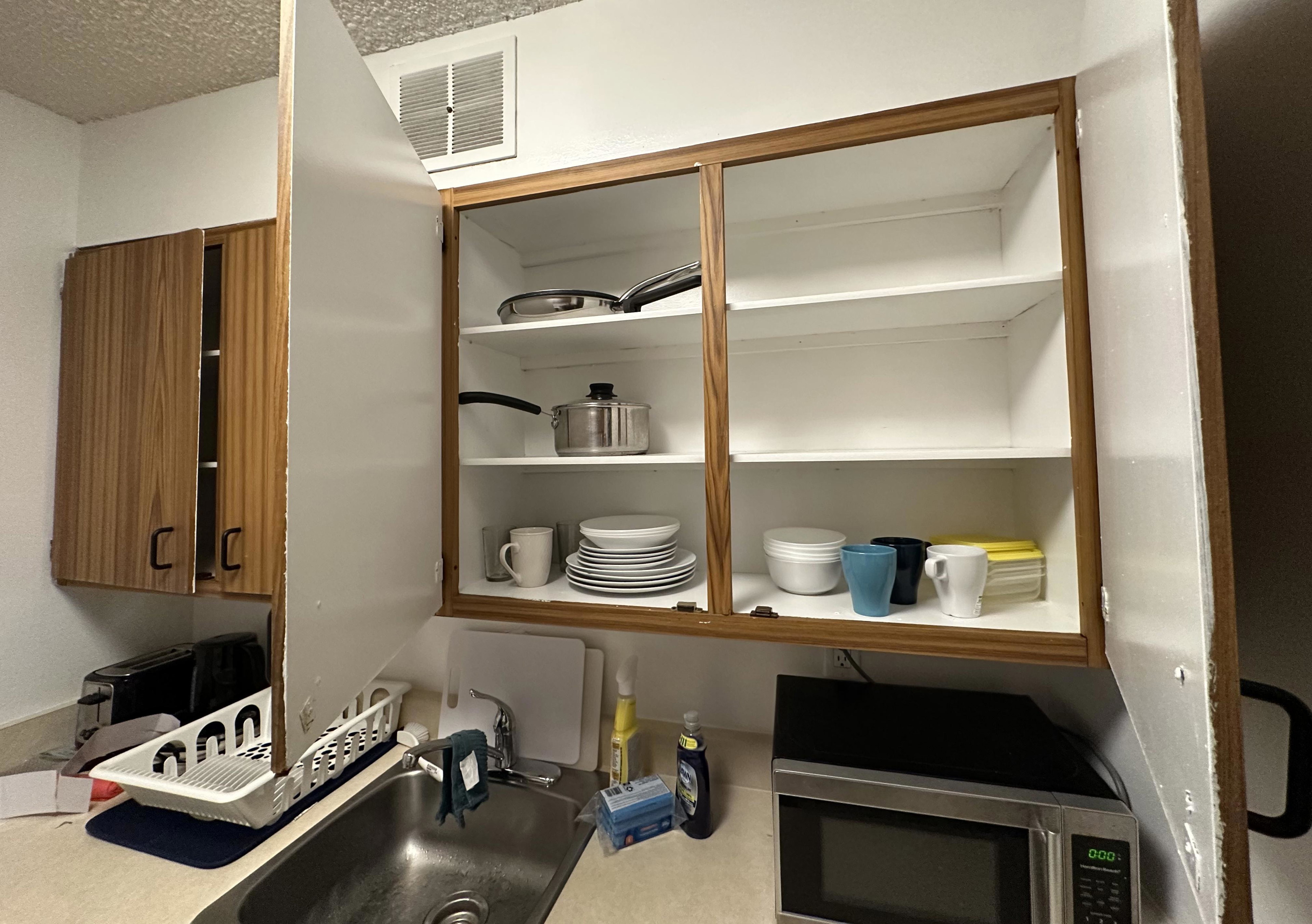 Silver Plus Room - 222 Elm St -  Toronto - Financial District